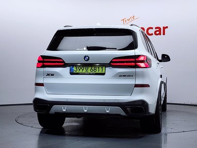 صورة 3 لـ 2025 BMW X5