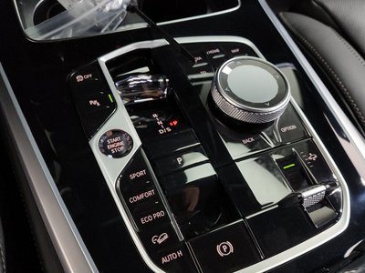 صورة 9 لـ 2025 BMW X5