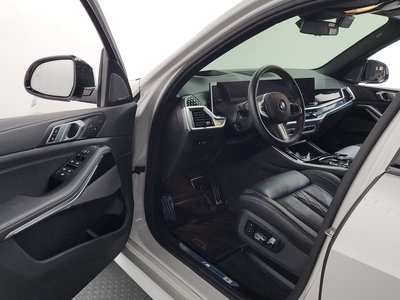 صورة 10 لـ 2025 BMW X5