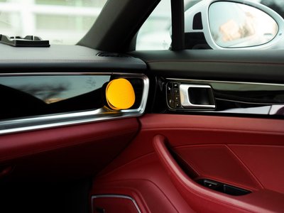 PORSCHE PANAMERA - 10