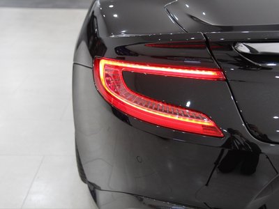ASTON MARTIN VANQUISH - 9