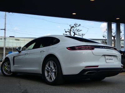 PORSCHE PANAMERA - 2