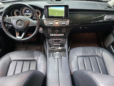 MERCEDES-BENZ CLS - 5