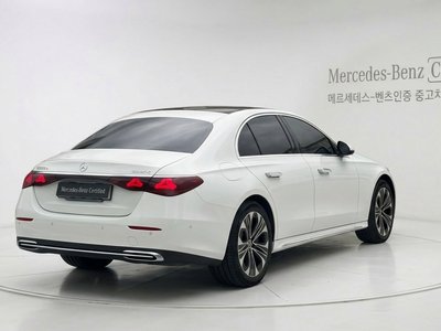 صورة 5 لـ 2025 Mercedes-BENZ E-CLASS