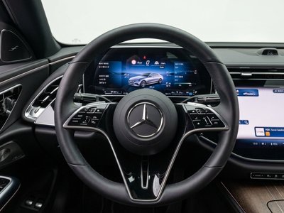 2025 Mercedes-BENZ E-CLASS — миниатюра 12