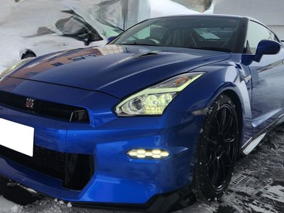 NISSAN GT-R - 2