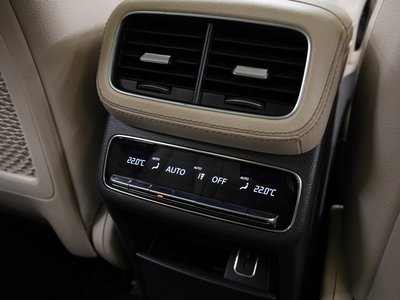 2020 Mercedes-BENZ GLS — миниатюра 40