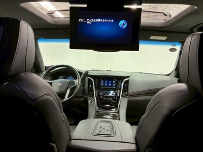 2017 CADILLAC ESCALADE — фото 2