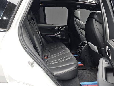 2020 BMW X5 M thumbnail 17