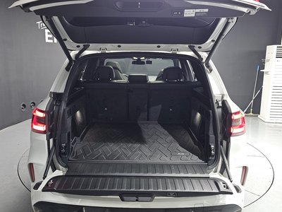 2020 BMW X5 M thumbnail 26