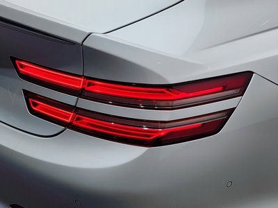GENESIS G80 (RG3) - 10