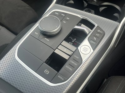 صورة 8 لـ 2025 BMW 3 SERIES TOURING