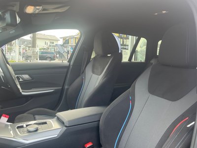 2025 BMW 3 SERIES TOURING — миниатюра 26