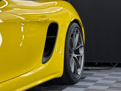 2020 Porsche 718 SPYDER thumbnail 40