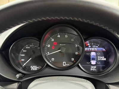 2020 Porsche 718 SPYDER thumbnail 30