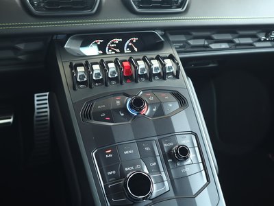 2018 Lamborghini HURACAN — миниатюра 12