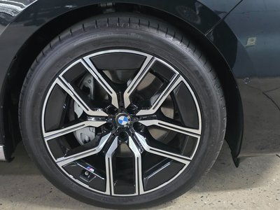 صورة 6 لـ 2025 BMW 7 SERIES