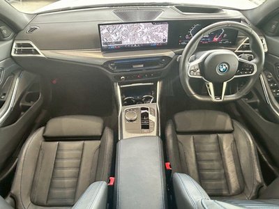 BMW 3 SERIES - 4