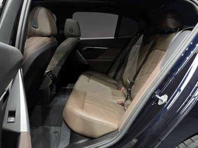 2024 BMW 5 SERIES 缩略图 18