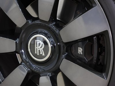 ROLLS-ROYCE CULLINAN - 9