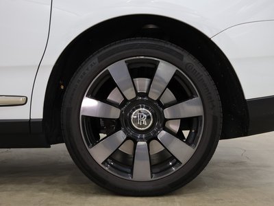 ROLLS-ROYCE CULLINAN - 8