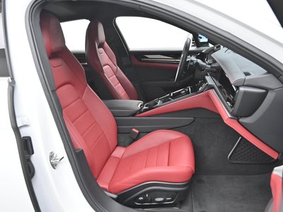 PORSCHE PANAMERA - 10