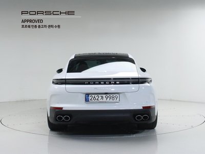 PORSCHE PANAMERA - 3