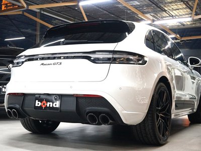 PORSCHE MACAN - 3