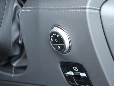 2025 Mercedes-BENZ GT AMG 照片 9