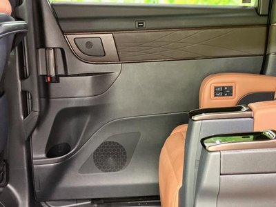 2023 Toyota VELLFIRE thumbnail 24