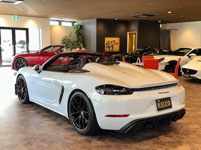 PORSCHE 718 SPYDER - 7