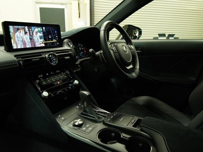 2024 Lexus IS — миниатюра 49