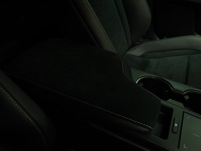 2024 Lexus IS — миниатюра 75