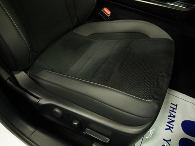 2024 Lexus IS — миниатюра 30