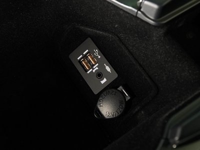 2024 Lexus IS — миниатюра 77