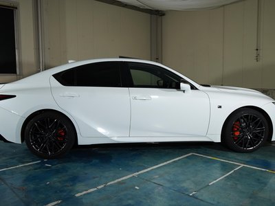 2024 Lexus IS 照片 10