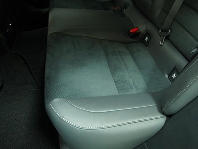 2024 Lexus IS — миниатюра 40