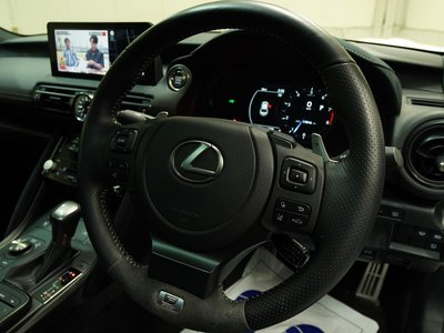 2024 Lexus IS — миниатюра 63