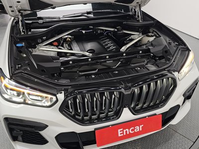 صورة 7 لـ 2022 BMW X6