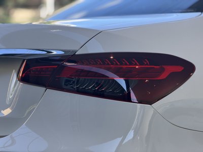 صورة مصغرة 19 لـ 2021 Mercedes-BENZ E-CLASS