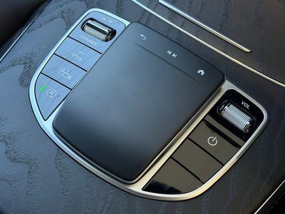 صورة مصغرة 57 لـ 2021 Mercedes-BENZ E-CLASS