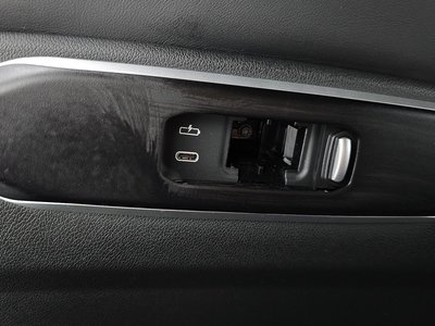 2025 BMW X5 thumbnail 27