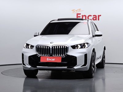 صورة 2 لـ 2025 BMW X5