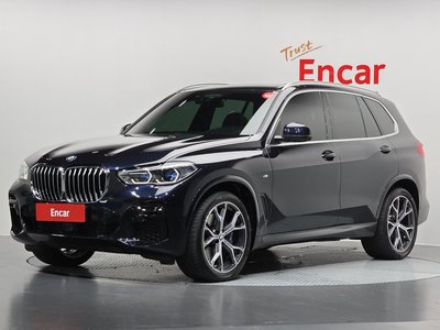 2022 BMW X5 — фото 1