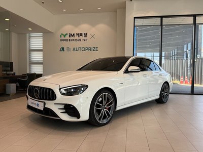 MERCEDES-BENZ E-CLASS - 1