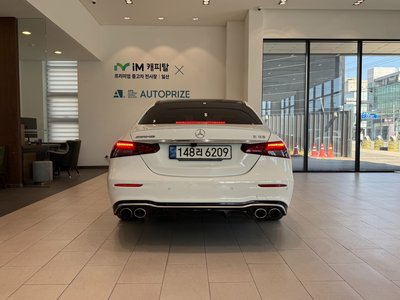 MERCEDES-BENZ E-CLASS - 3