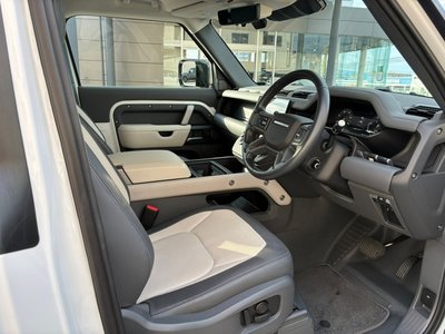 صورة 3 لـ 2024 LAND Rover DEFENDER