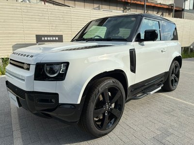 صورة 10 لـ 2024 LAND Rover DEFENDER