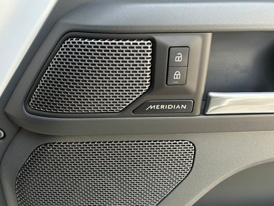 2024 LAND Rover DEFENDER — миниатюра 23