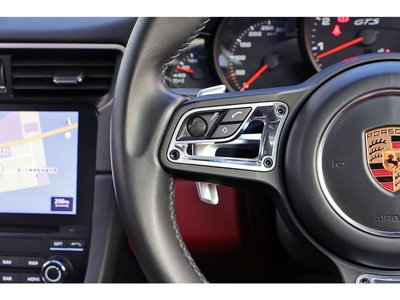 صورة مصغرة 86 لـ 2018 Porsche 911